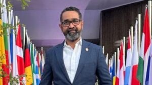Juan-Salas-concluye-cinco-anos-de-transformacion-historica-en-la-Defensa-Civil-355x200-1