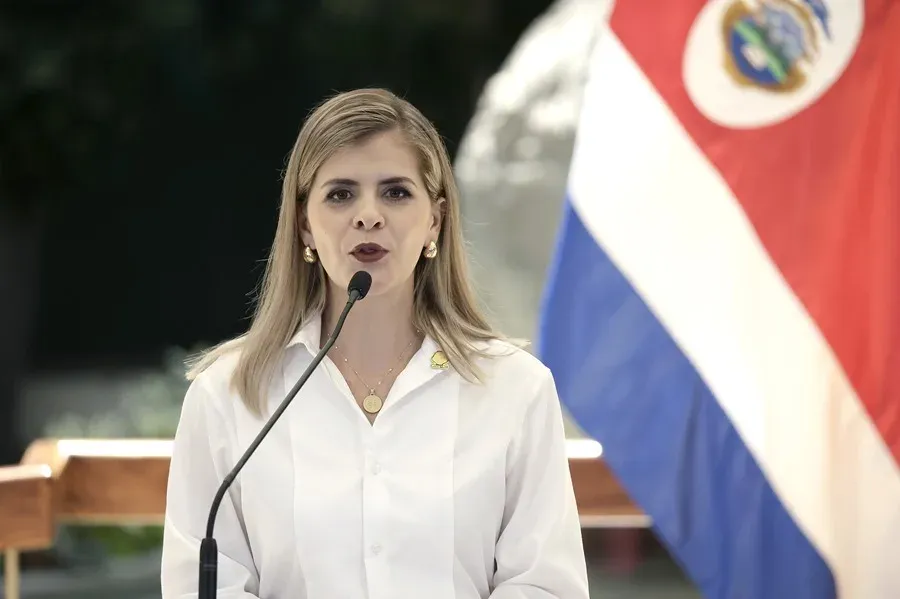 Capturan a sujeto que amenazó de muerte a la presidenta de Costa Rica