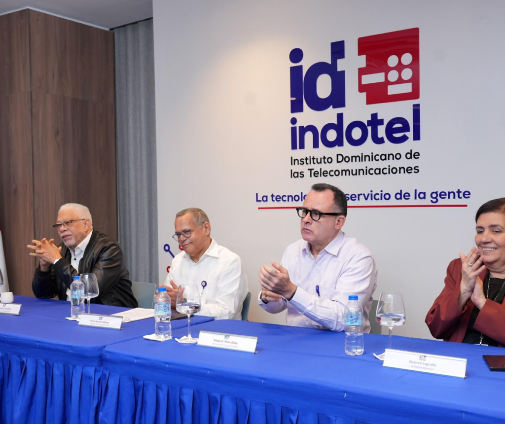 Indotel somete al Congreso proyecto de Ley de Telecomunicaciones para impulsar la era digital en RD