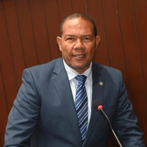 Sanz Lovatón recibe respaldo en Convención del PRM: Miguel Arredondo resalta su liderazgo y visión estratégica