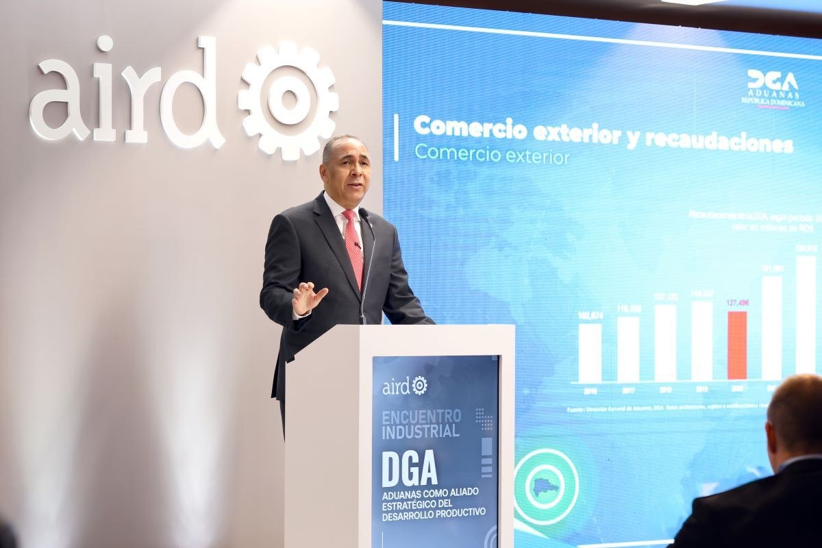 Aduanas RD digitaliza servicios: lanzará app móvil para trámites clave