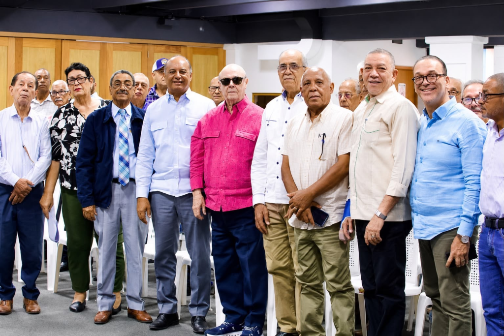 PRM confirma a Eulalio Ramírez al frente de su Frente Agropecuario para el período 2024-2028