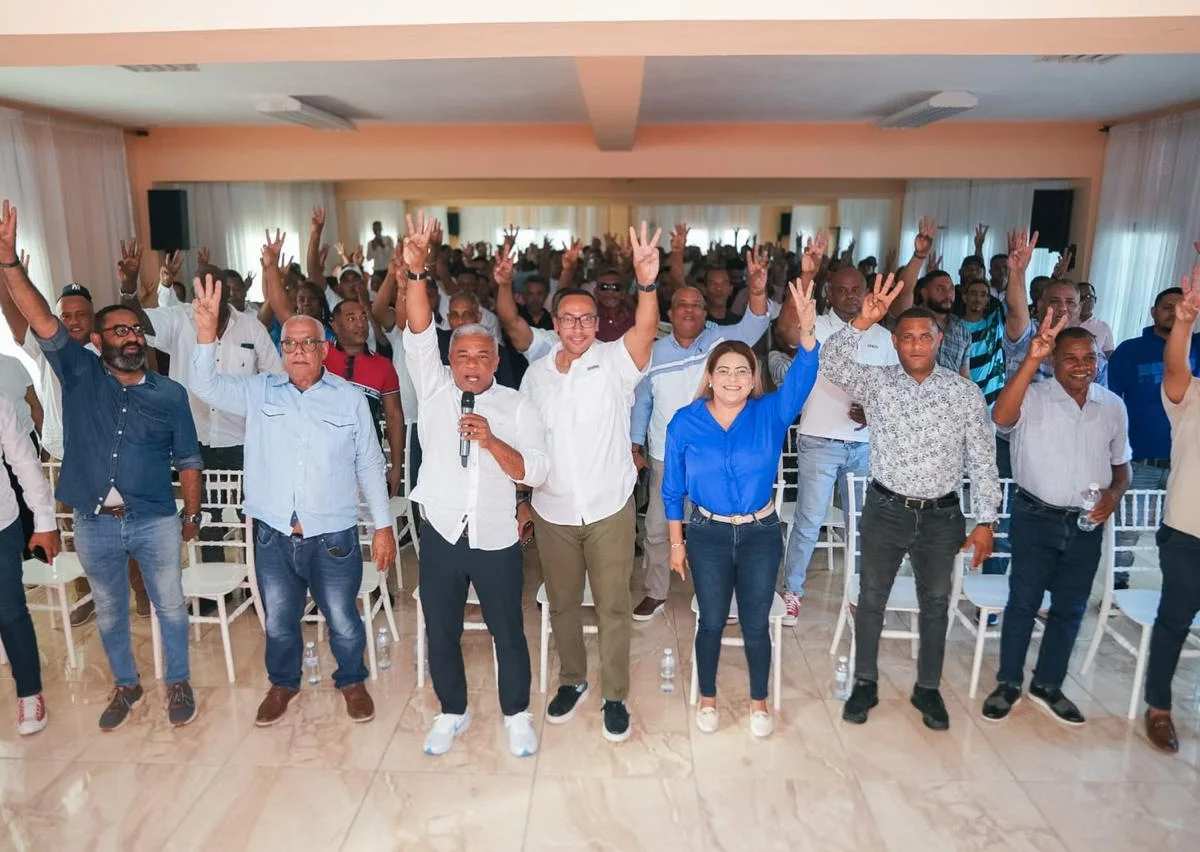 Wellington Arnaud expande su maquinaria territorial de cara a las elecciones de 2028