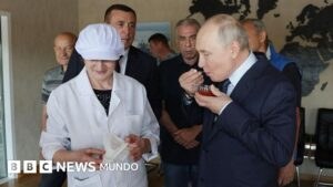 Putin enciende a Japón: su visita a una isla en disputa reaviva la tensión territorial