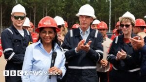 En qué consiste el "mayor acuerdo petrolero de la historia" anunciado por EE.UU. y Venezuela, y por qué es tan polémico