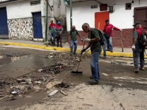 desbordamiento-de-quebradas-en-venezuela-causa-danos-1faf7d4c-focus-0-0-400-300