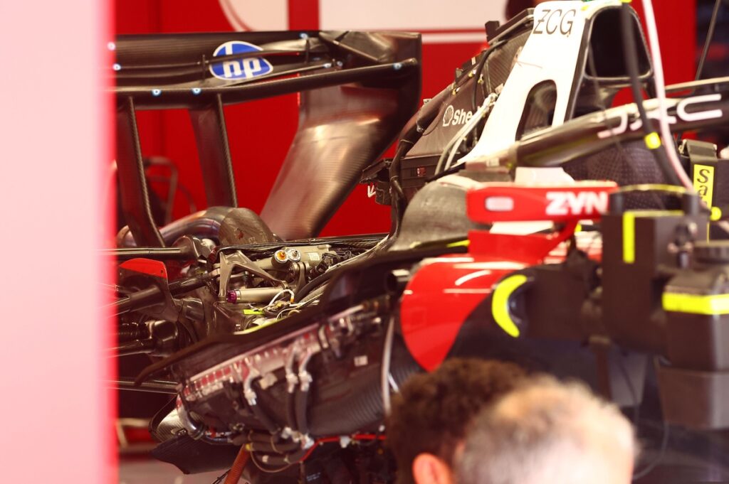dettaglio-tecnico-ferrari-sf-2