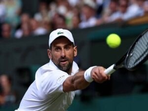 djokovic-y-sabalenka-caen-en-su-debut-en-el-dobles-mixto-2bd4bd5d-focus-min0.22-0.1-400-300