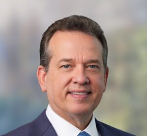 Abinader oficializa a Ito Bisonó al frente de la diplomacia dominicana
