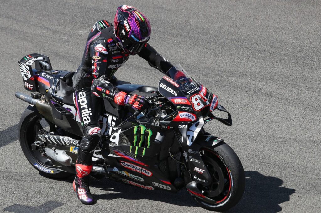 jorge-martin-aprilia-racing-te-2