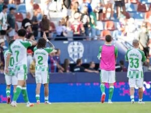 laliga-el-levante-frena-en-seco-al-betis-606c57af-focus-min0.08-0.27-400-300