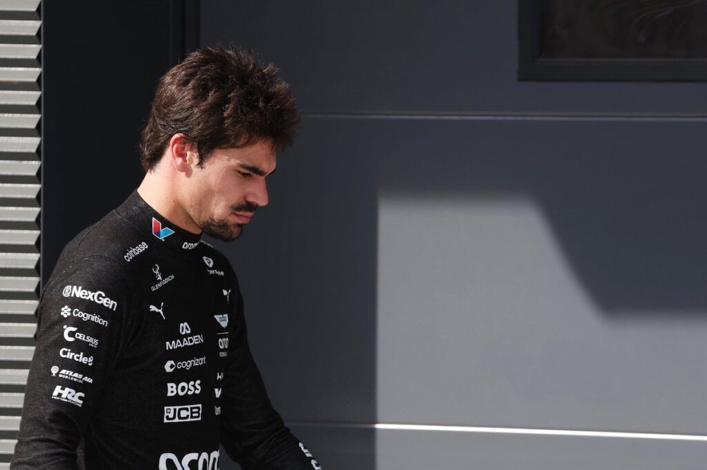 lance-stroll-aston-martin-raci