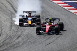lewis-hamilton-ferrari-max-ver