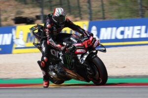 marco-bezzecchi-aprilia-racing-2