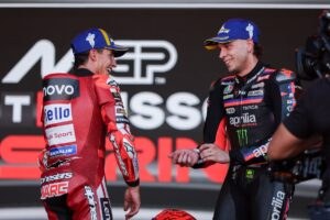 marco-bezzecchi-aprilia-racing-3