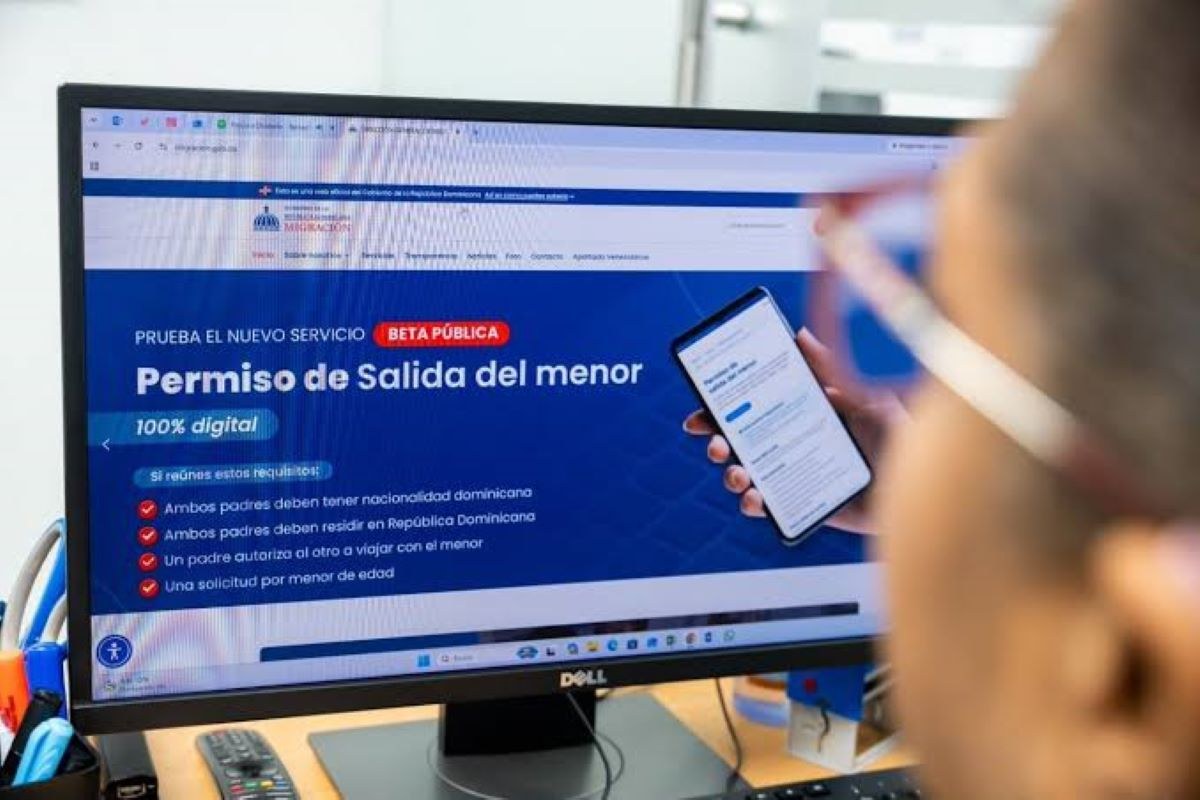 Migración digitaliza el permiso de salida de menores: servicio regular ya está disponible