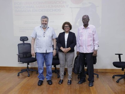 politicas-migratorias-y-derechos-humanos-en-dialogo-nacional-8ab09163-focus-min0.02-0.35-400-300