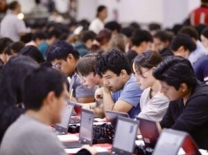unam-cierra-examen-presencial-en-sedes-foraneas-tras-polemica-por-ia-4a209230-focus-0-0-400-300