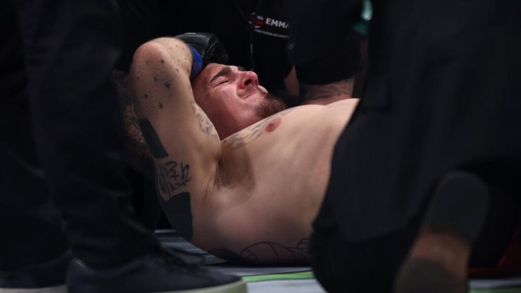 Sacudida en la UFC: Tom Aspinall deja vacante el cinturón de peso pesado