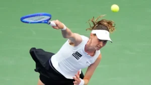 Alcaraz se queda sin compañía española en el US Open tras la eliminación de Bucsa