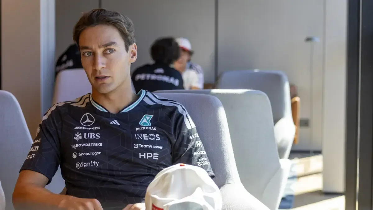 Russell destapa el defecto oculto que frena al Mercedes en pista