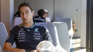 Russell destapa el defecto oculto que frena al Mercedes en pista