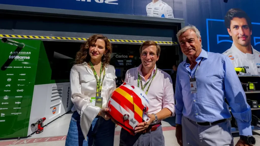 Díaz-Ayuso arremete contra Sánchez y TVE por el GP de España: "La cobertura avergüenza y sirve al Gobierno