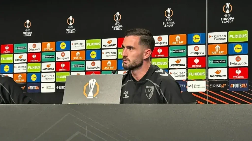 Lewis Cook advierte que la Real Sociedad llega fuerte al duelo