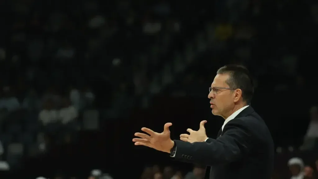 Pedro Martínez destaca la resiliencia del equipo: "Hemos sufrido, pero este grupo tiene personalidad