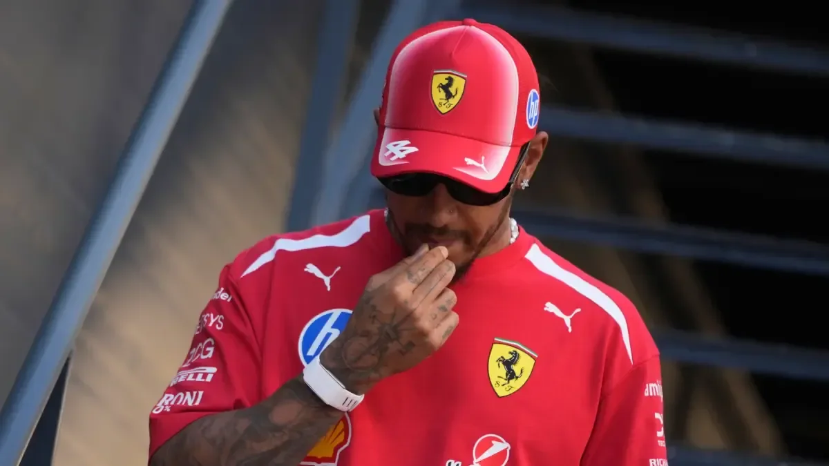 Hamilton estalla contra la FIA por las reglas de 2027: "No tiene sentido