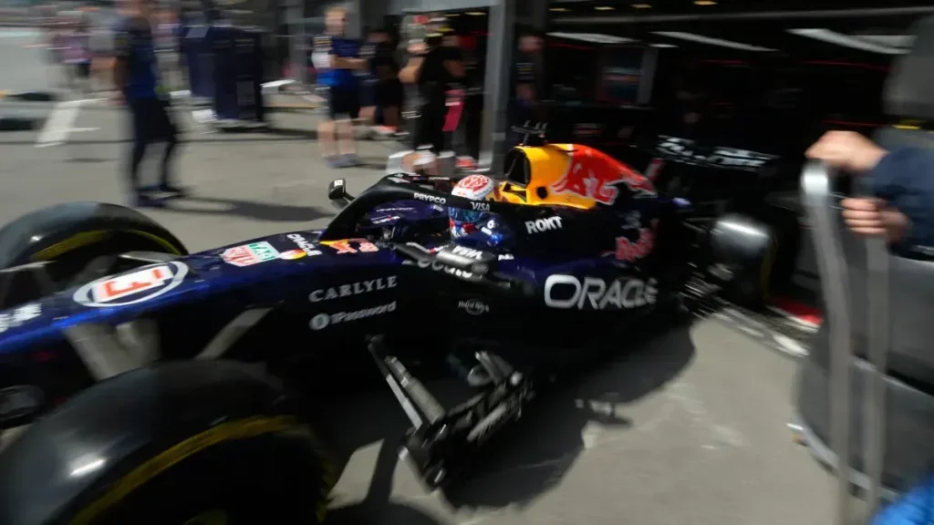 Verstappen marca territorio antes de la clasificación; Sainz emerge y Alonso se queda atrás