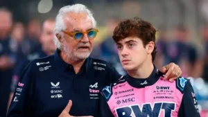 Flavio Briatore estalla y advierte con acciones tras la polémica en la F1
