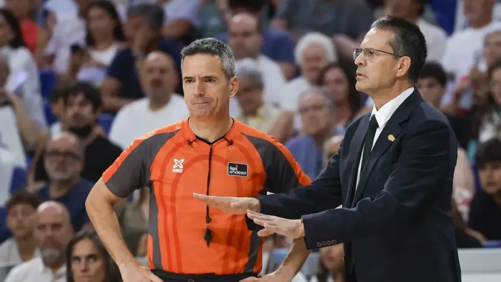 Pedro Martínez revela la clave mental del baloncesto: bajar la cabeza tras fallar te condena a jugar peor