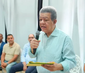 Leonel a funcionarios: “No vengan con quejas, vengan con soluciones” a la crisis eléctrica