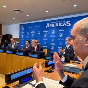 Abinader se suma a cumbre continental convocada por Trump para blindar la seguridad hemisférica