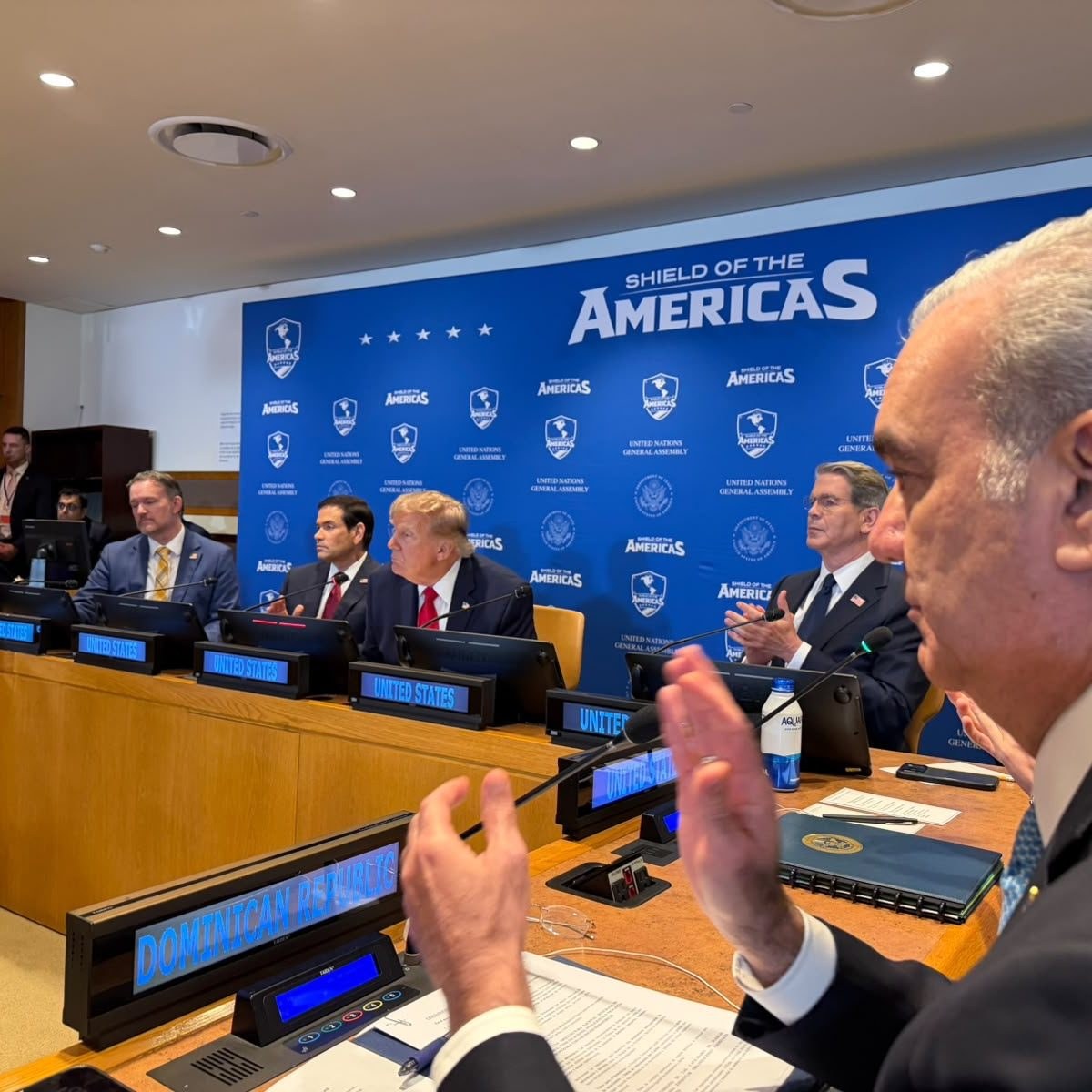 Abinader se suma a cumbre continental convocada por Trump para blindar la seguridad hemisférica