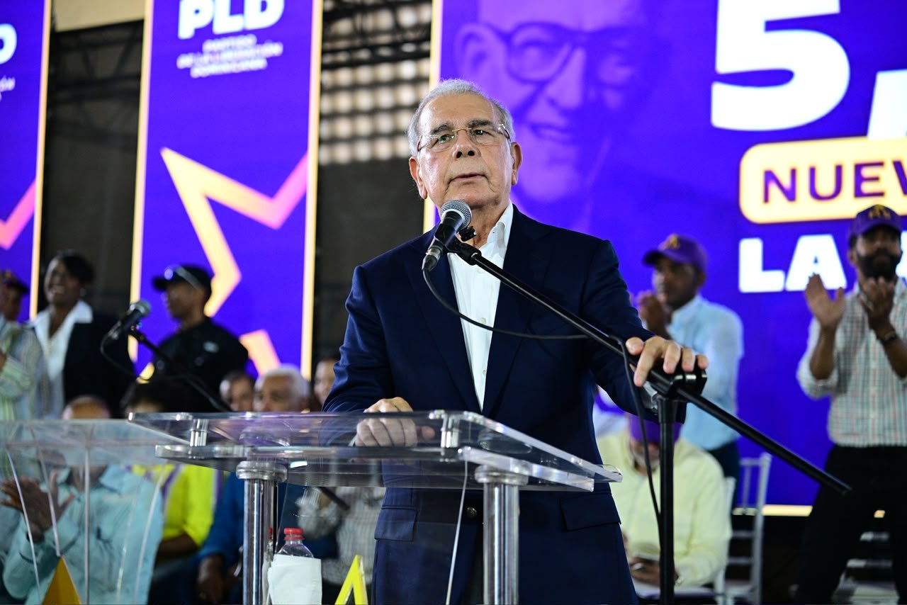 Danilo Medina: 8 de cada 10 dominicanos sienten que el país va en dirección incorrecta