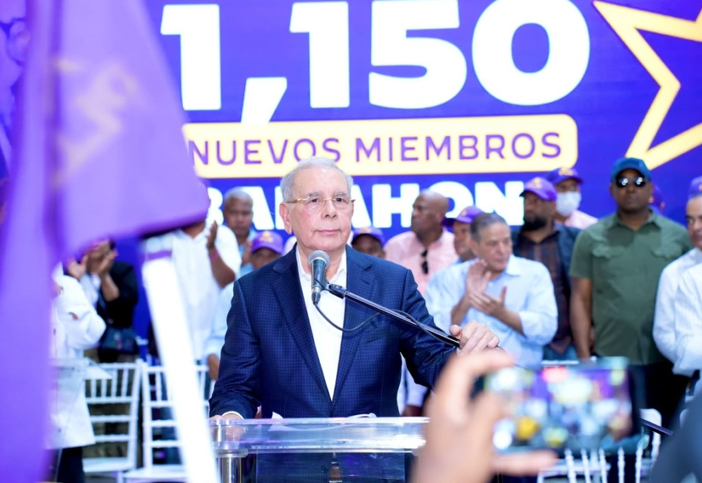 Danilo Medina proclama el renacer del PLD y convoca a su militancia para la consulta del 18 de octubre