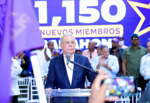 Danilo Medina proclama el renacer del PLD y convoca a su militancia para la consulta del 18 de octubre