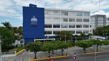Dia-del-Trabajo-sera-laborable-el-1-de-mayo-feriado-se-traslada-al-lunes-4-355x200-1