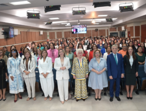 Ministerio de la Mujer y OEA impulsan formación política de líderes dominicanas