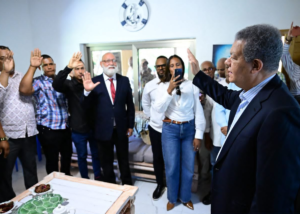 Leonel asegura que dirigentes del PRM migran masivamente hacia la Fuerza del Pueblo en todo el país