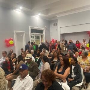 Leonel Fernández suma respaldos en Miami con juramentación balaguerista y resalta auge de la FP en la diáspora