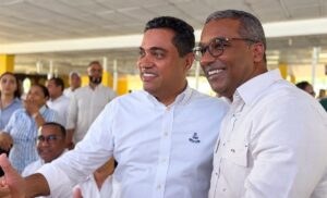 El liderazgo del PRM en La Vega cierra filas con David Collado de cara al 2028
