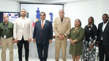 Permisos-digitales-de-salida-de-menores-generan-RD1.3-millones-para-notarios-en-agosto-1-355x200-1
