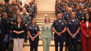 Policia-Nacional-y-Ministerio-de-la-Mujer-movilizan-a-300-hombres-para-prevenir-violencia-contra-las-mujeres-8-355x200-1
