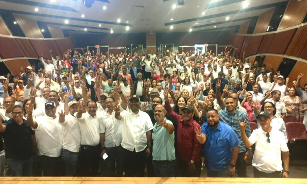 Wellington Arnaud despliega su maquinaria territorial en el noroeste con miras al 2028