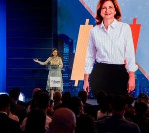Raquel Peña consolida su liderazgo con miras a las elecciones de 2028