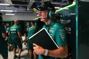 adrian-newey-aston-martin-f1-t