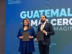 aneih-y-agexport-acuerdan-impulsar-comercio-entre-rd-y-guatemala-45781d29-focus-0-0-400-300